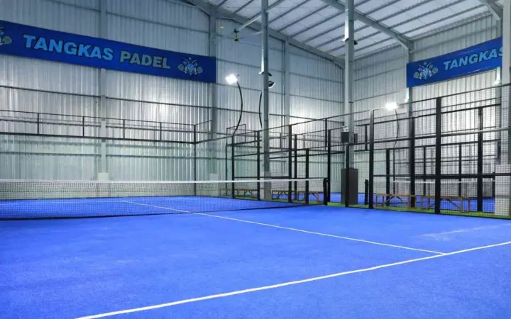 Blue court under the Tangkas Padel banner